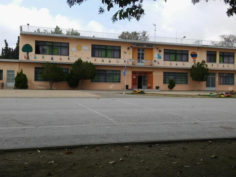 Καταγγελία: Το ΥΠΑΙΘ «διώχνει» 35 μαθητές από το σχολείο τους