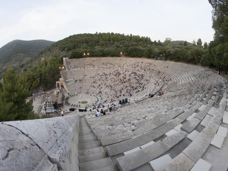 Το Φεστιβάλ Αθηνών δίνει πρόσβαση στα άτομα με οπτική αναπηρία
