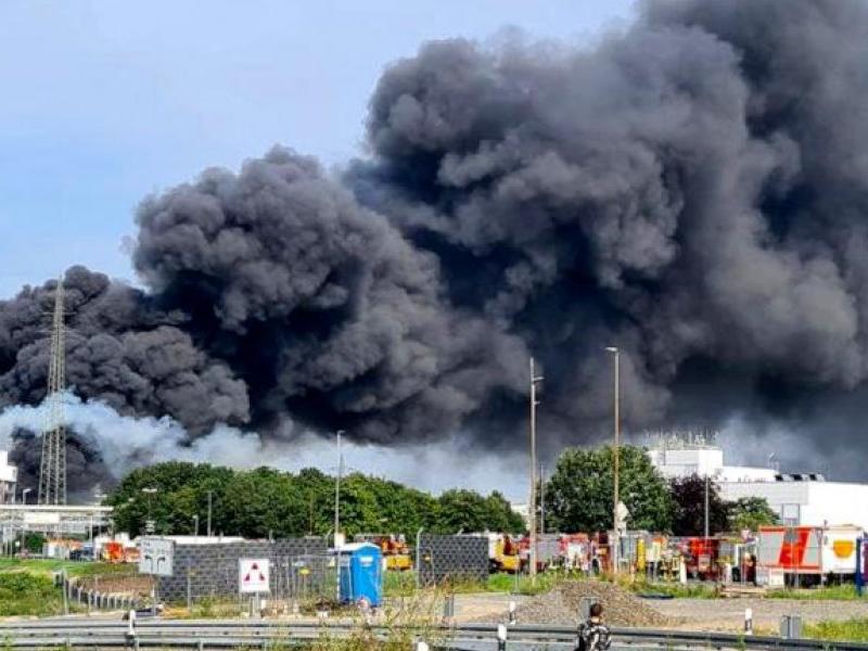 Γερμανία: Έκρηξη σε χημικό εργοστάσιο στο Λεβερκούζεν