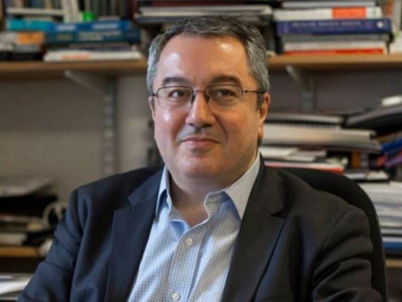 Ιατρική Σχολή Αθηνών: Επίτιμος διδάκτορας ο Ηλίας Μόσιαλος