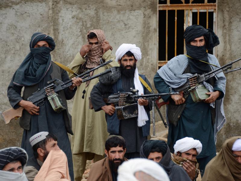 Ταλιμπάν έκαψαν μουσικά όργανα - Χαρακτήρισαν τη μουσική «ανήθικη»