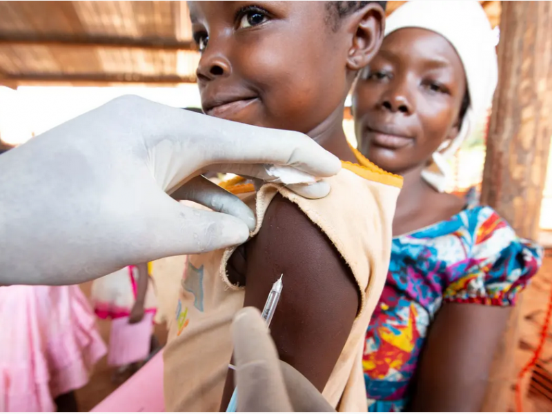 Εμβόλιο κορονοϊού: Οι φαρμακευτικές έχουν εγκαταλείψει τις φτωχότερες χώρες