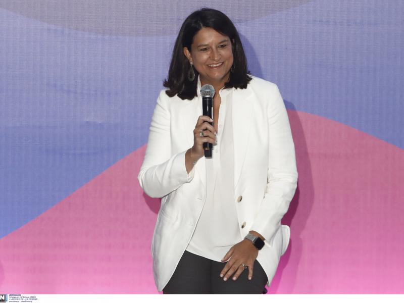 Kεραμέως: Προτεραιότητα η δια ζώσης λειτουργία των σχολείων