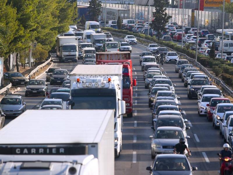 Αθήνα: Χάος στους δρόμους - Πού έχει «κολλήσει» η κίνηση