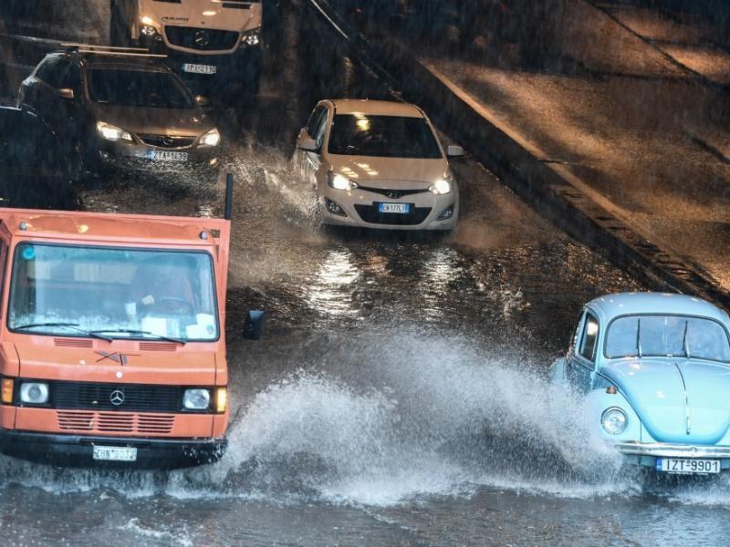 Νέο κύμα κακοκαιρίας: Τι πρέπει να προσέξουν οι πολίτες-Συστάσεις της Πολιτικής Προστασίας