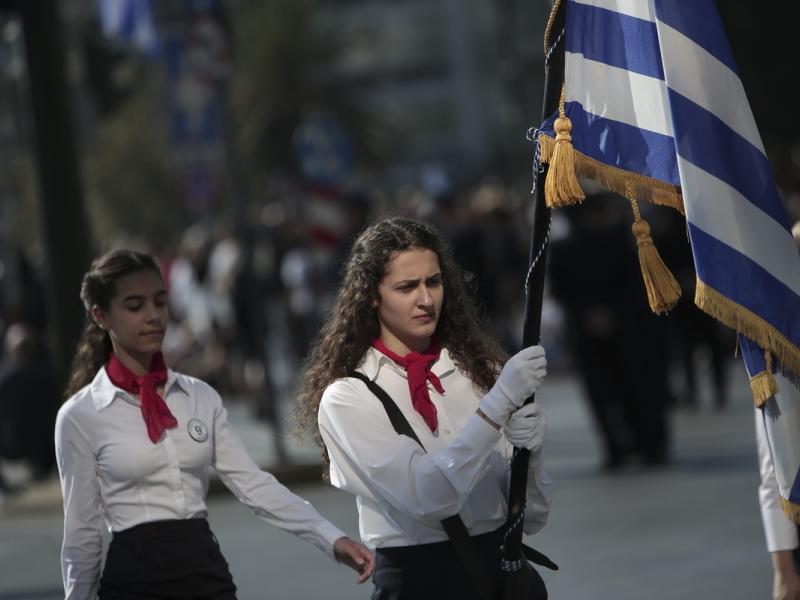 Σέρρες: Μαθητικές παρελάσεις μόνο με σημαιοφόρους και παραστάτες