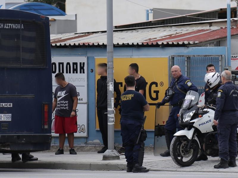 Προσαγωγές μαθητών στο ΕΠΑΛ 