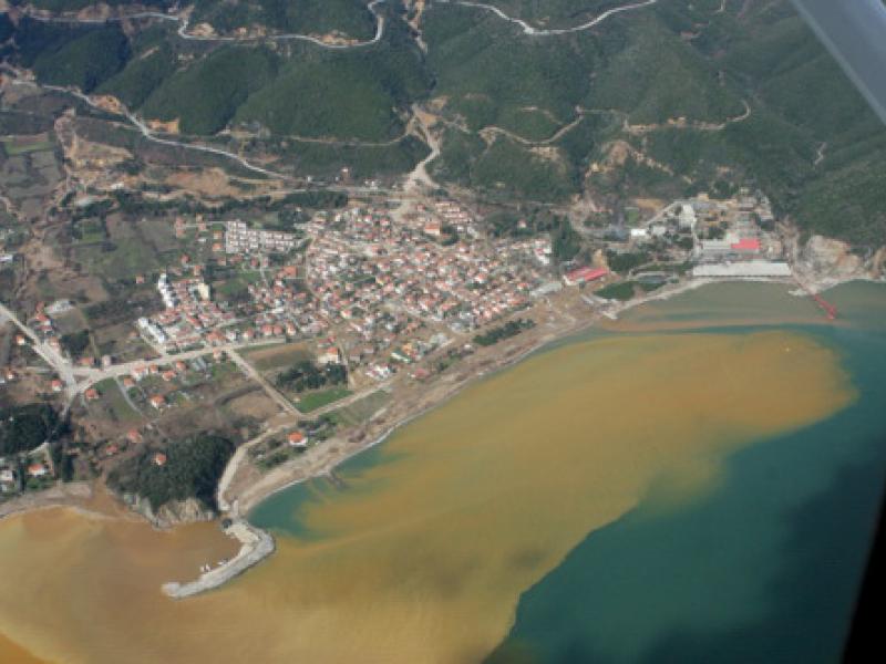 Αποτέλεσμα εικόνας για ελληνικος χρυσος μολυνση