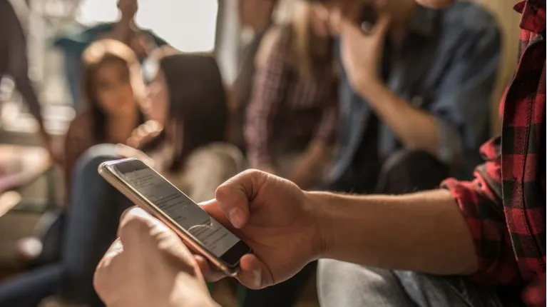 κατήργησε τα smartphones