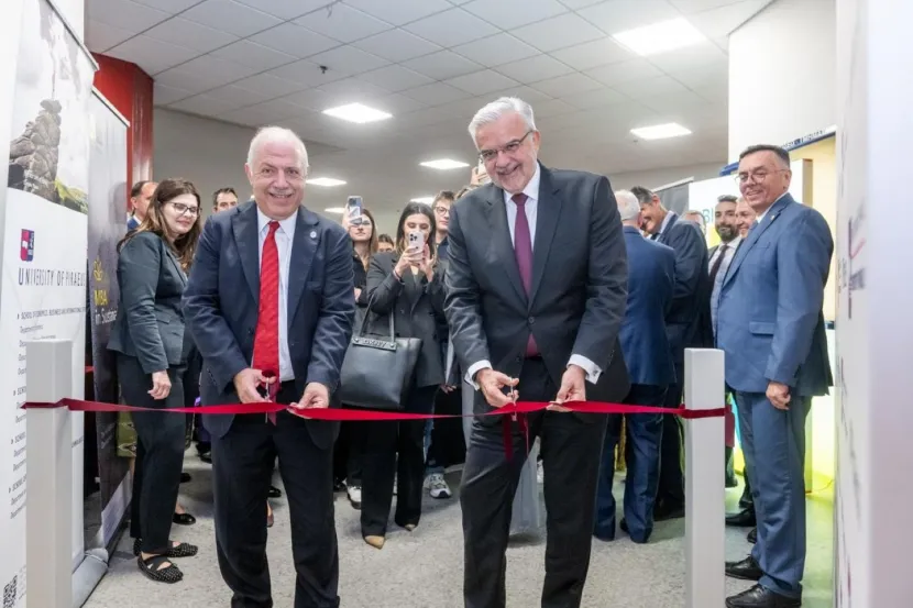 “Bloomberg Lab powered by Piraeus” στο Πανεπιστήμιο Πειραιώς