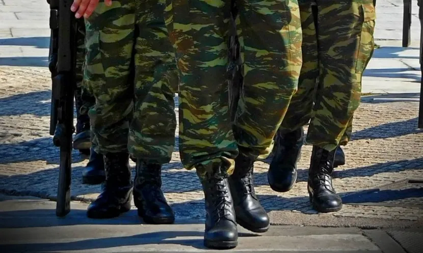 στρατός