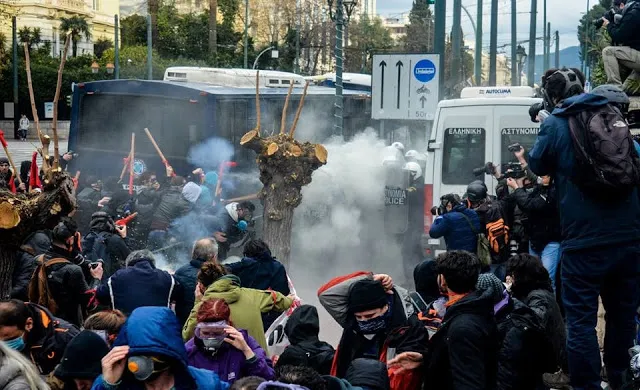 Το συντονιστικό αναπληρωτών αδιόριστων εκπαιδευτικών