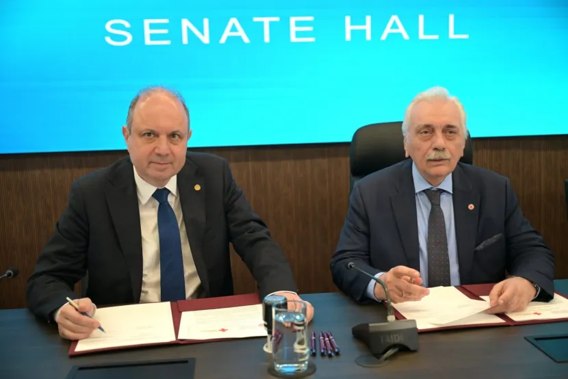 ΑΠΘ Ερυθρός Σταυρός