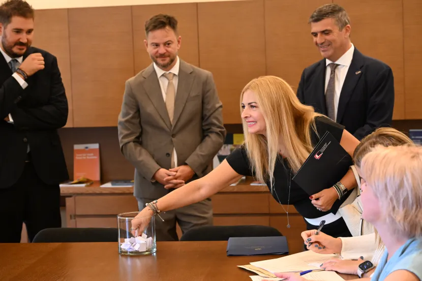 ΕΑΠ - 