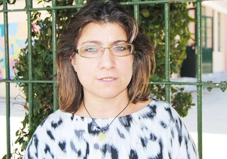 Έφη Λάζου