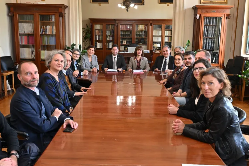 Πανεπιστήμιο Αθηνών, Πάντειο Πανεπιστήμιο, Γαλλική Σχολή Αθηνών και Εθνικό Ίδρυμα Ερευνών
