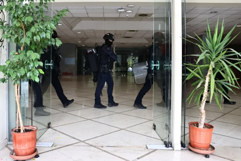 Ζωγράφου: Μεγάλη επιχείρηση της ΕΛΑΣ στις φοιτητικές εστίες του ΕΚΠΑ - Εικόνες