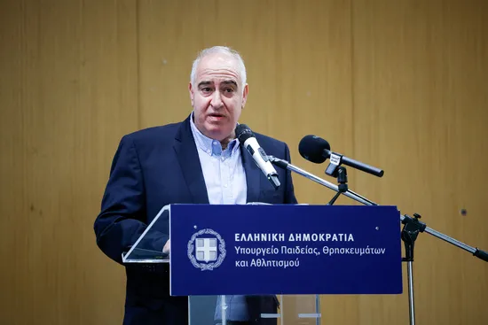 Γιάννης Παπαδομαρκάκης