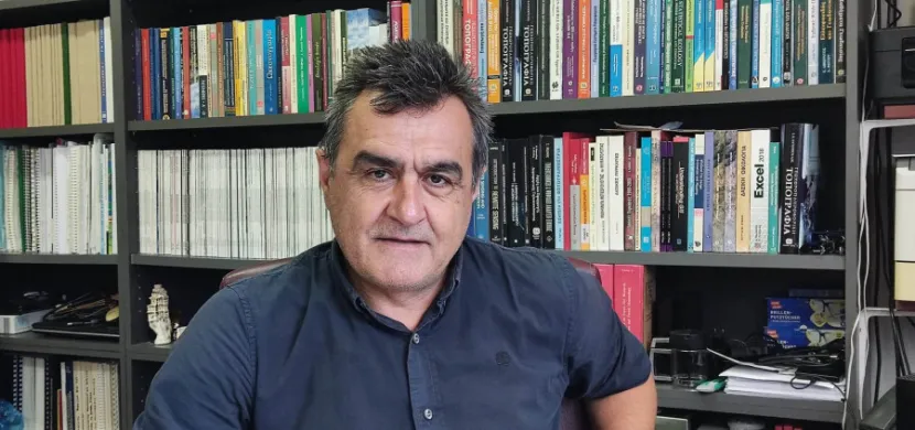 Νίκος Κούτσιας