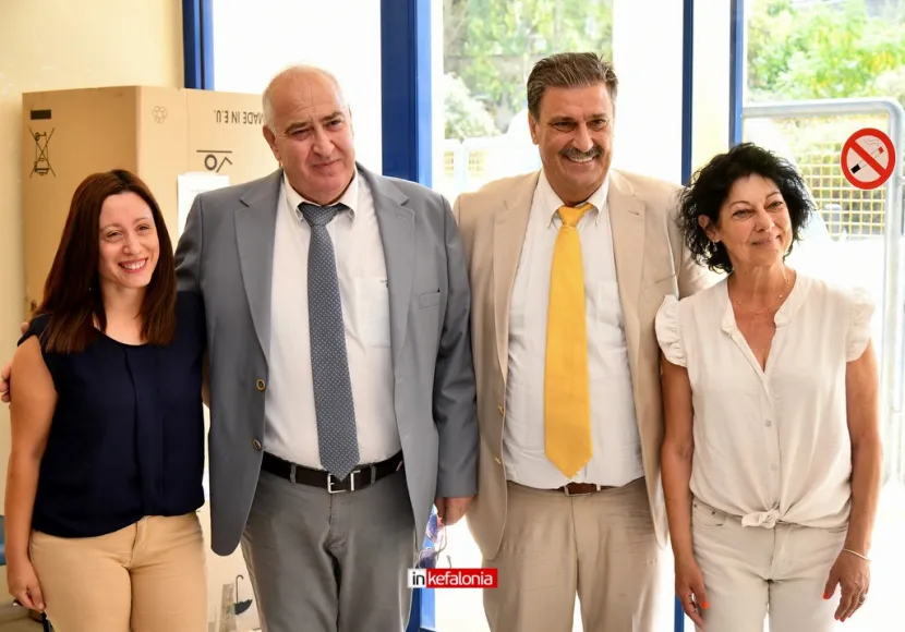 παπαδομαρκάκης