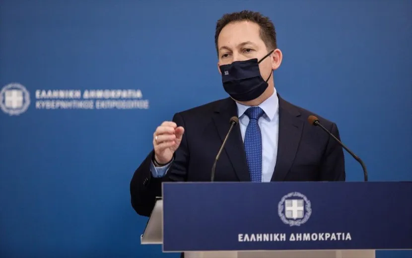 Ενημέρωση των πολιτικών συντακτών από τον Στέλιο Πέτσα
