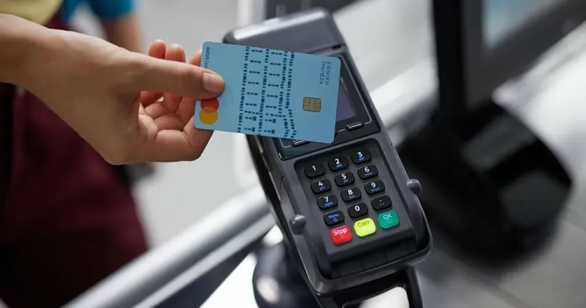 dual mastercard