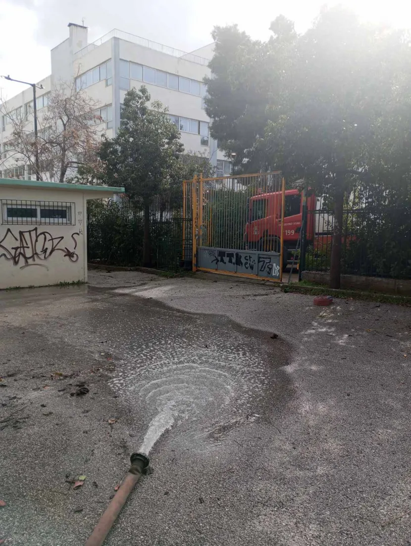 Πλημμύρα σε σχολείο