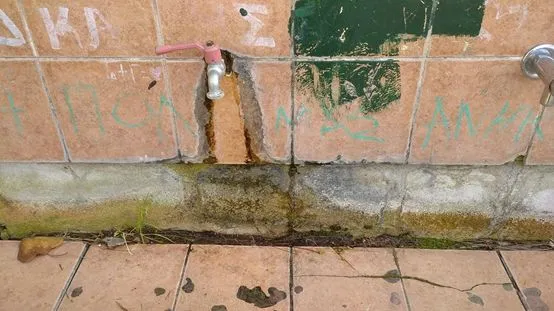 vrisi 1