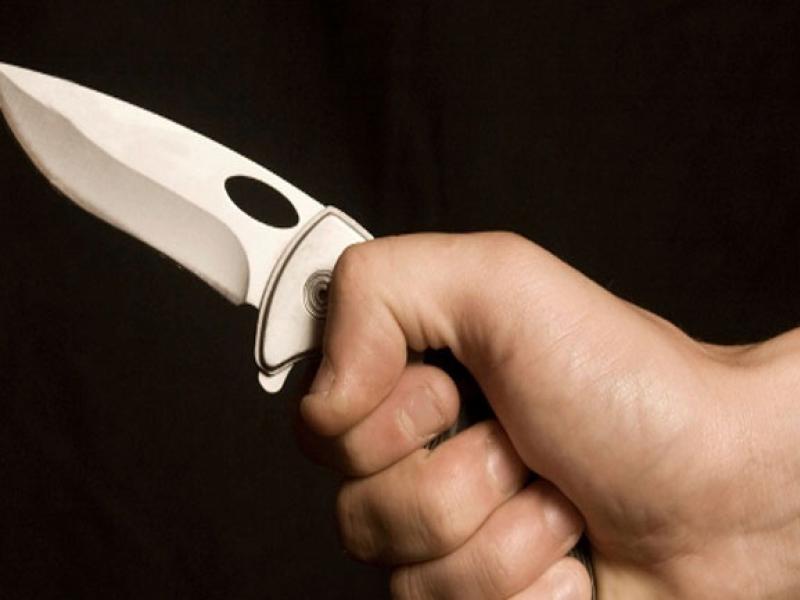 Λάρισα: Σύλληψη δύο ανηλίκων για ληστεία – Απειλούσαν συνομηλίκους με μαχαίρι για να τους αποσπάσουν χρήματα