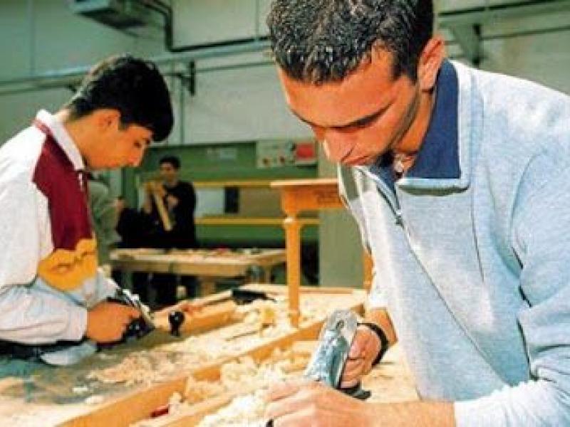 Αριθμός μαθητευομένων και σπουδαστών δομών Επαγγελματικής Εκπαίδευσης και Κατάρτισης: Συμπλήρωση Απόφασης