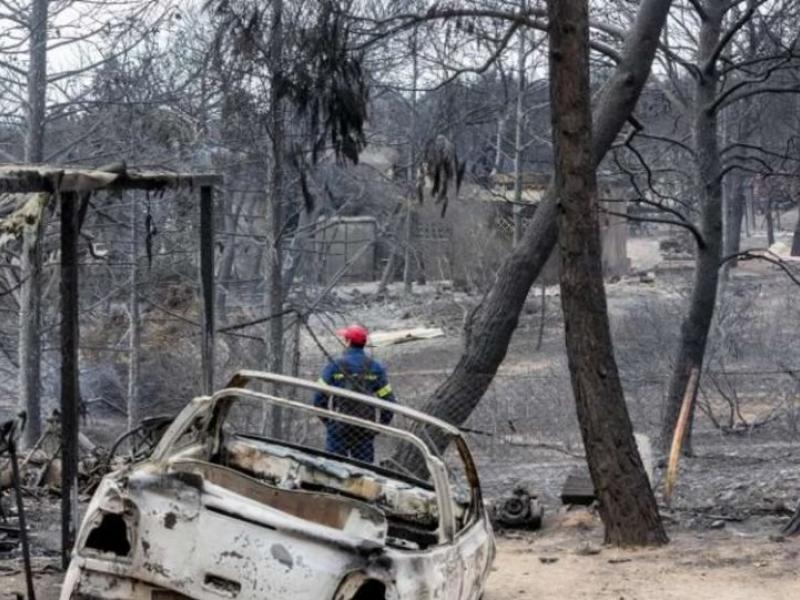 "Καίει" τον κρατικό μηχανισμό το πόρισμα για το Μάτι: Μπορούσε να γίνει εκκένωση με... άνετο βάδισμα!