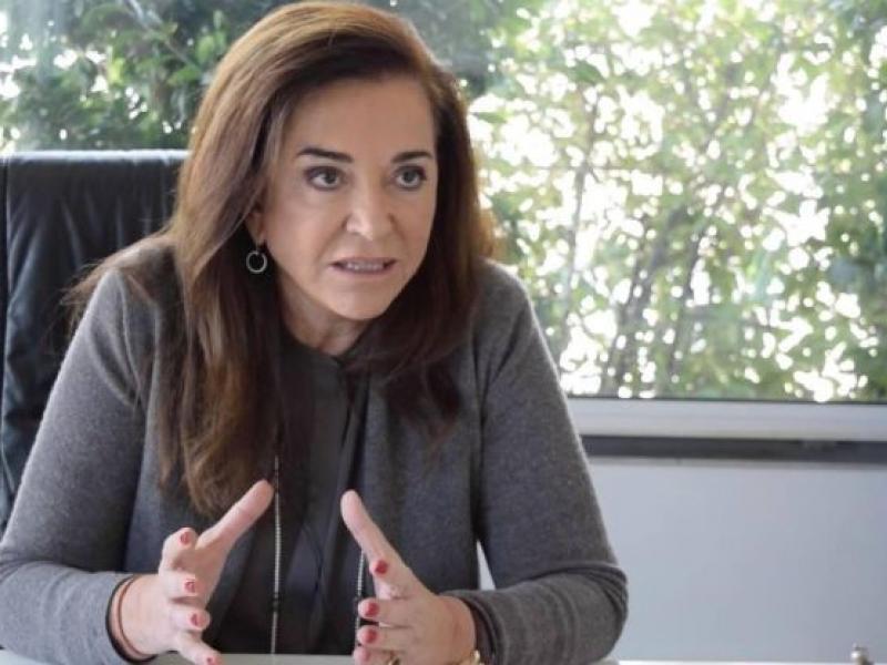 Ντόρα Μπακογιάννη: «Εσχάτη βλακεία» η συζήτηση για παραπομπή Μητσοτάκη – Αιχμές για Σαμαρά, απορία για την κριτική Καραμανλή