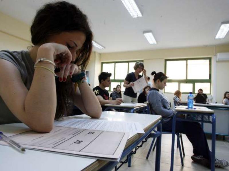 Πανελλαδικές ΕΠΑΛ: Θέματα και λύσεις σε Αρχές Οικονομικής Θεωρίας, Δίκτυα Υπολογιστών, Μεταφορά Φορτίων, Αρχές Βιολογικής Γεωργίας, Κινητήρες Αεροσκαφών Ι, ΙΙ