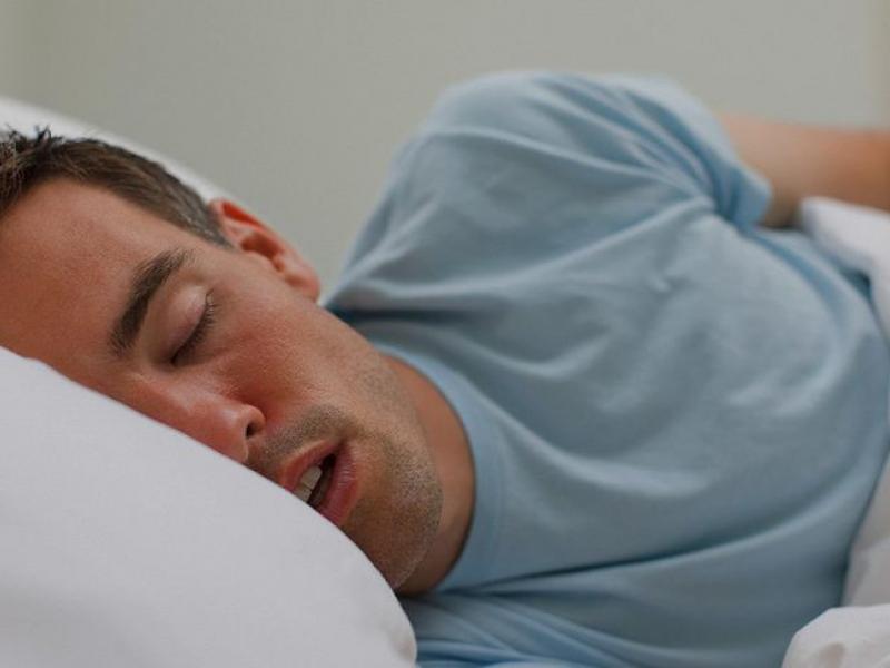 Ο Νο1 εχθρός για τον ύπνο σύμφωνα με γαστρεντερολόγο - Τι να αποφύγετε