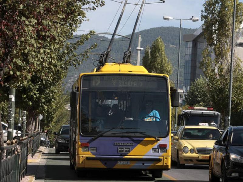 Συνελήφθη οδηγός τρόλεϊ - Απείλησε επιβάτη με όπλο στη Δραπετσώνα