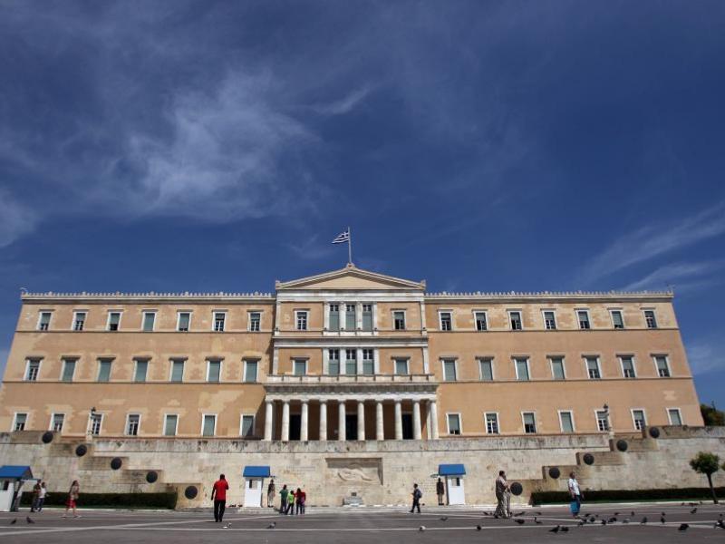 Στην Ολομέλεια της Βουλής το «αναπτυξιακό νομοσχέδιο»- Αναλυτικά οι διατάξεις για την Παιδεία (live)