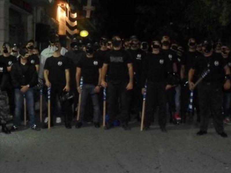 Μεγάλος μαύρος γκέι τύπος