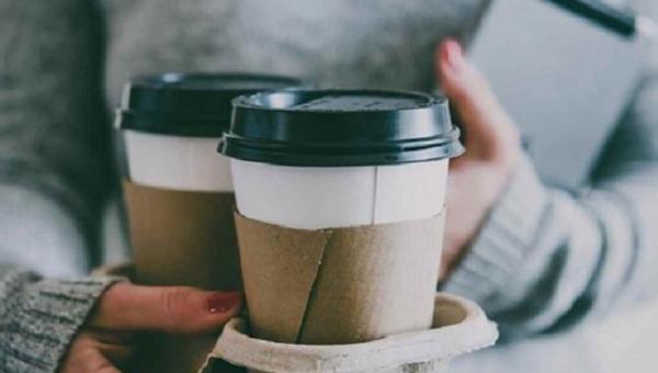 Καφές στο χέρι