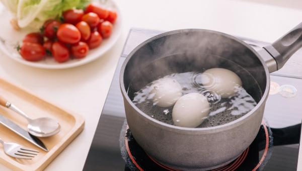 Βράσιμο αυγών