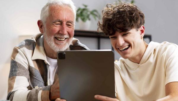 Ηλικιωμένος - Νεαρός