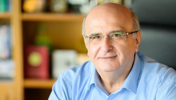 Χρήστος Μπούρας