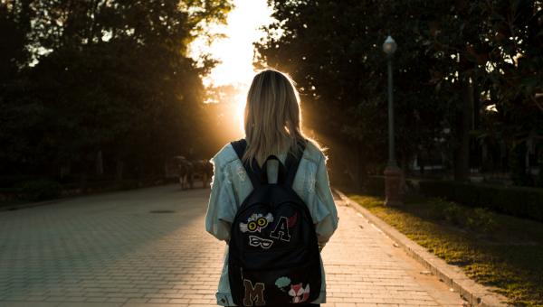 Χολαργός Τρόμος για 16χρονη - Πώς αντέδρασε έξυπνα (βίντεο)