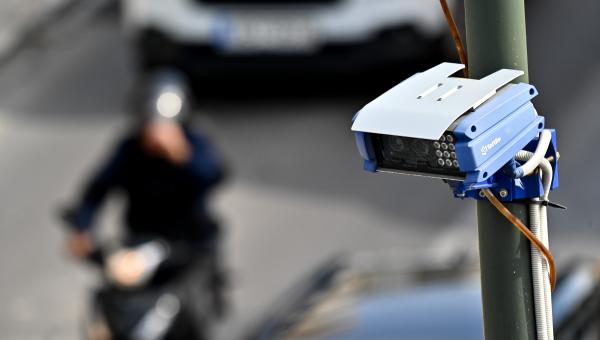 «έξυπνες» κάμερες