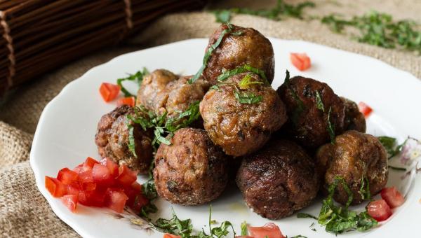 κεφτεδάκια