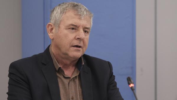 πρόεδρος της Πανελλήνιας Ομοσπονδίας Εργαζομένων Δημοσίων Νοσοκομείων (ΠΟΕΔΗΝ), Μιχάλης Γιαννάκος