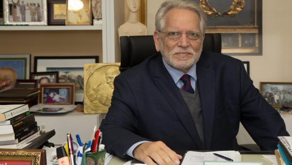 Γιώργος Χρούσος