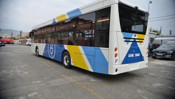 Μπλε λεωφορεία