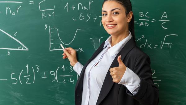 εκπαιδευτικοι