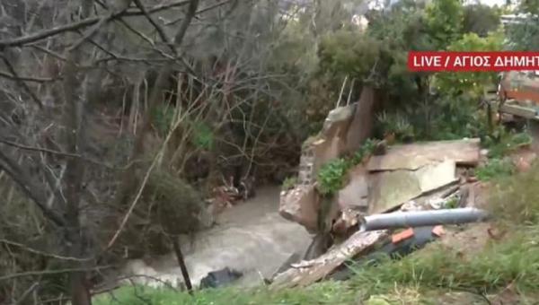 Εκκενώθηκαν σπίτια στον Άγιο Δημήτριο