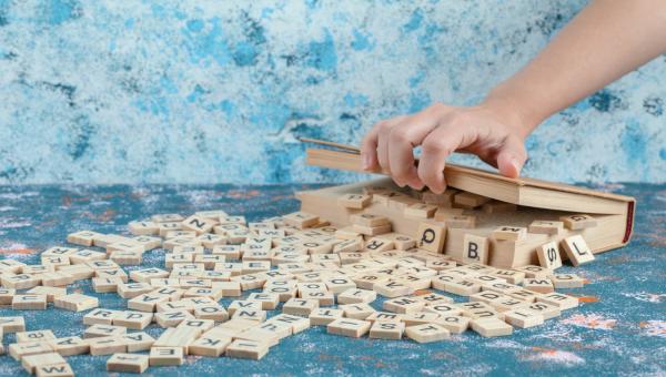 γλωσσολογία